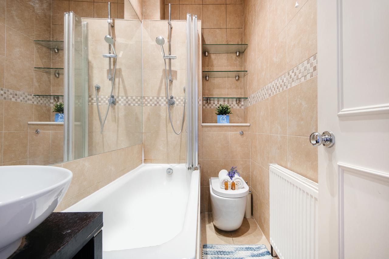 Bright Gratton Road Apartment Λονδίνο Εξωτερικό φωτογραφία