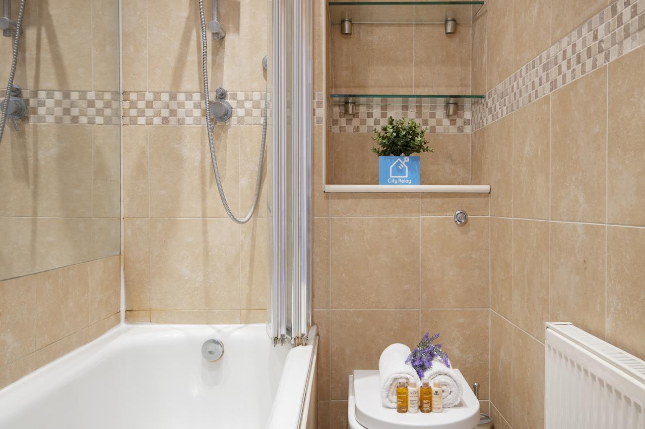Bright Gratton Road Apartment Λονδίνο Εξωτερικό φωτογραφία