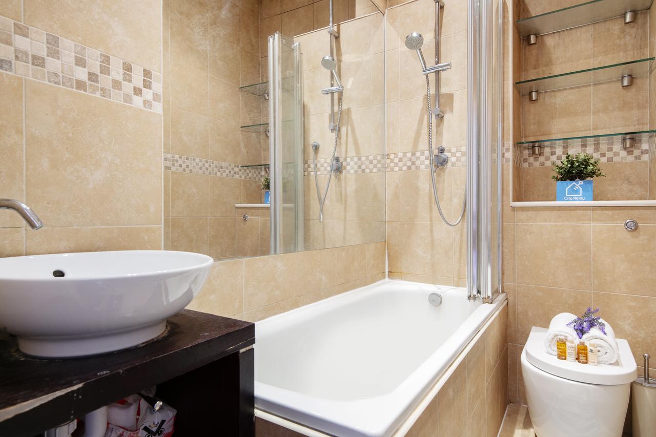 Bright Gratton Road Apartment Λονδίνο Εξωτερικό φωτογραφία